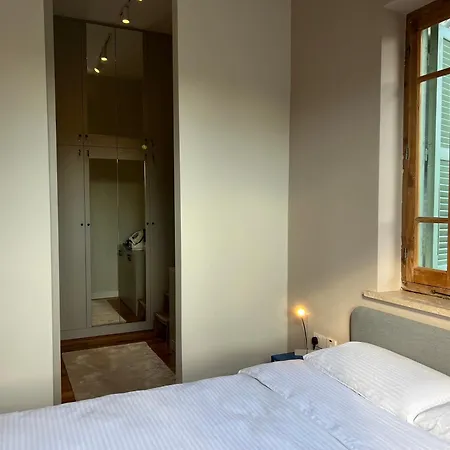 1947 Rescued Stone House Дом отдыха