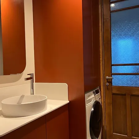 1947 Rescued Stone House Дом отдыха