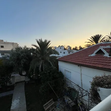 Дом отдыха 1947 Rescued Stone House *