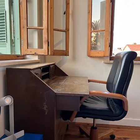 Holiday home 1947 Rescued Stone House