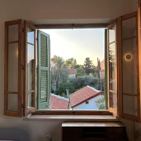 بيت للعطل 1947 Rescued Stone House